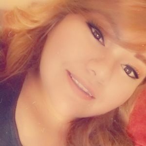 Meet your Posher, Aylia